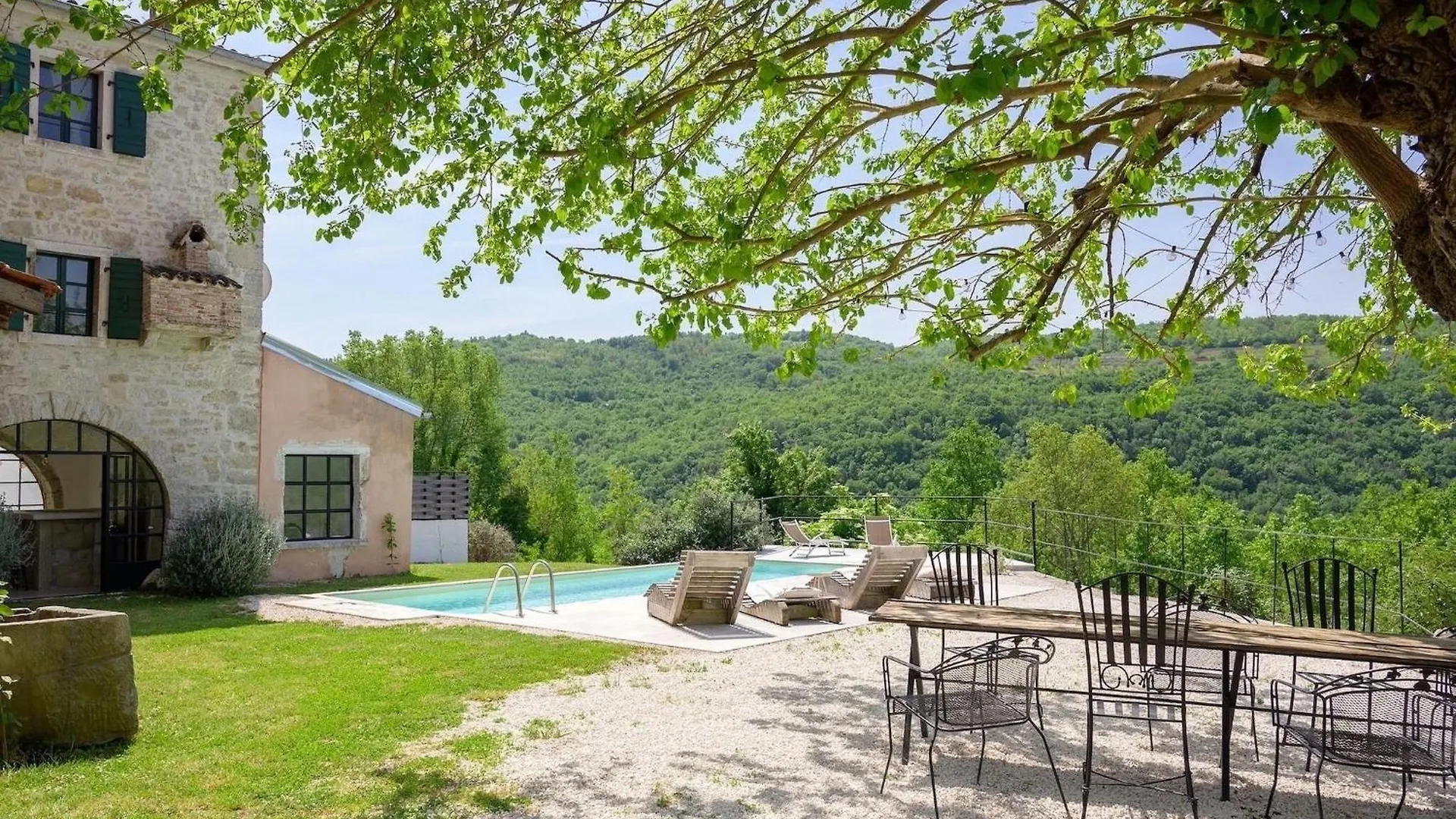 Villa-Mare Motovun 0*,  Croatia